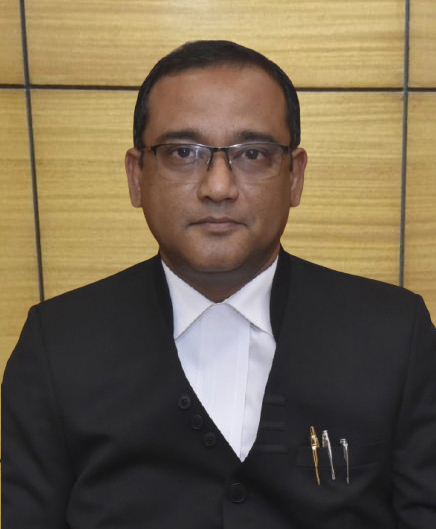 Hon’ble Mr. Justice Rajesh Mazumdar